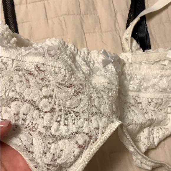 In great condition for a sexy outfit - Picture 7 of 8